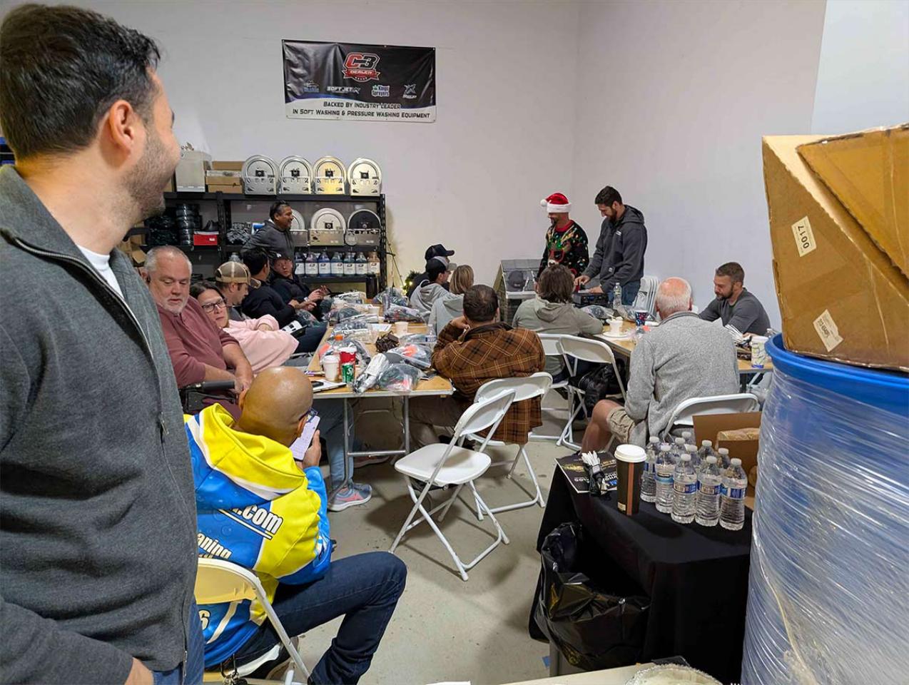 Learn how to launch or scale a successful holiday lighting business this season. From equipment to pricing strategy — LNI Equipment has you covered.