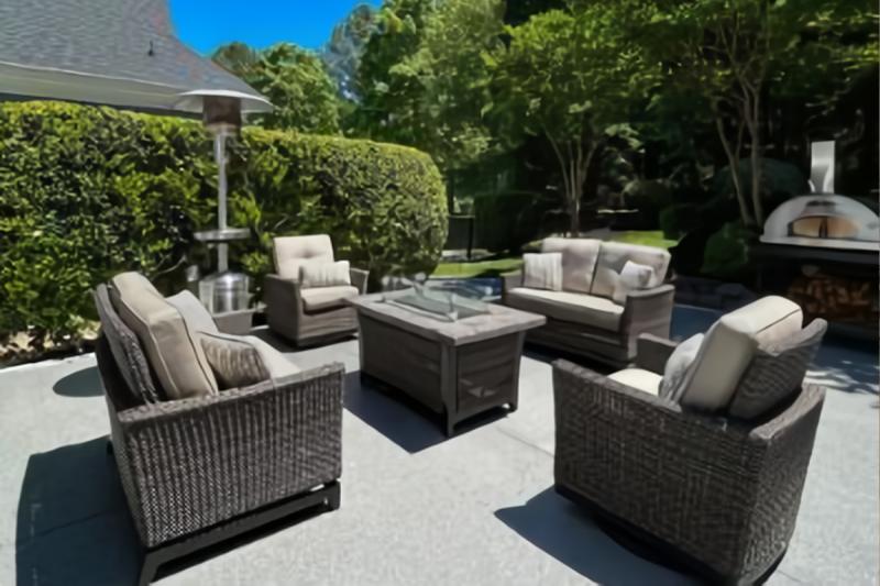 Exterior Furniture Staging